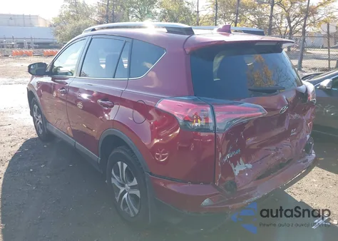 2018 Toyota Rav4 Le z USA, uszkodzony, nr VIN JTMBFREV3JD236507